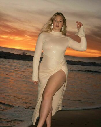 Iskra Lawrence