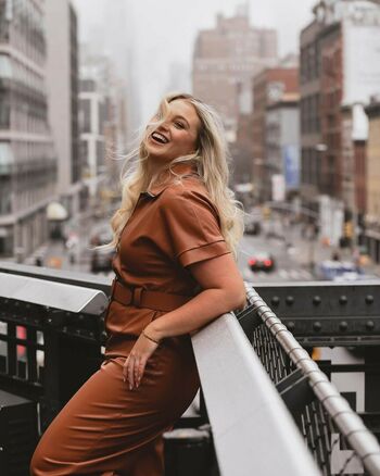 Iskra Lawrence