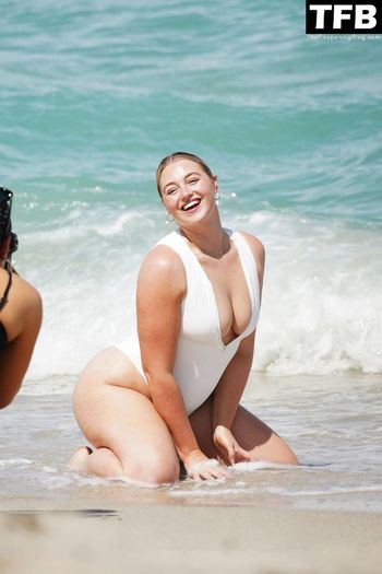 Iskra Lawrence