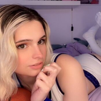 its_peachybunnn