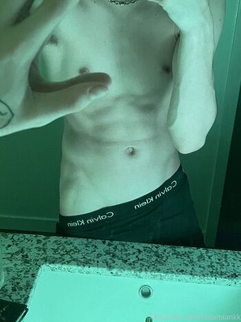 itsdamiankk