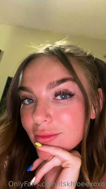 itskhloeexoxo