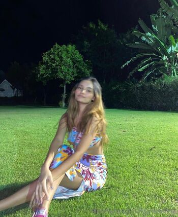 itsmeselina