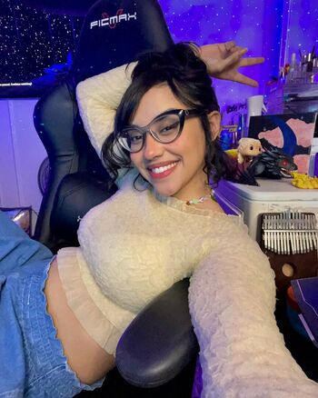 itsqueennovaa