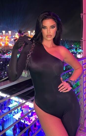 Ivana Knoll