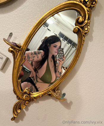 Ivy_vix