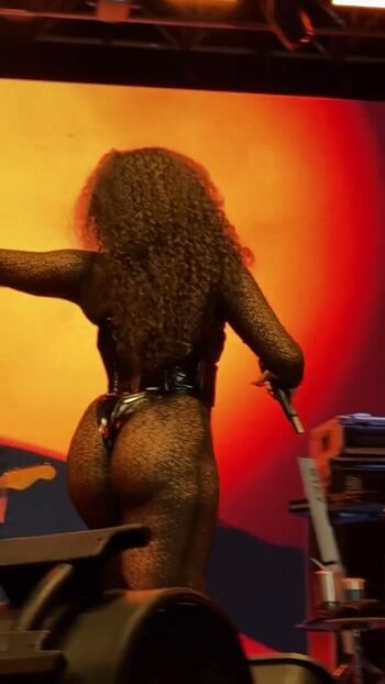 Iza Cantora
