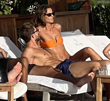 Izabel Goulart