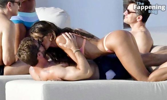 Izabel Goulart