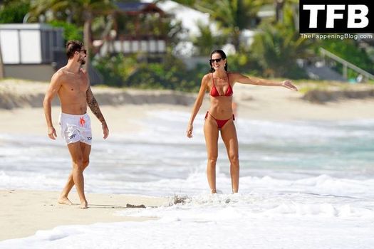 Izabel Goulart