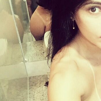 izabelytop