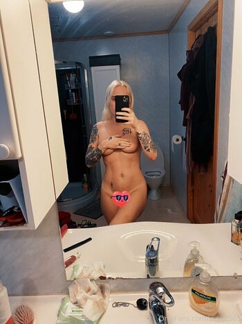 izzy_2505