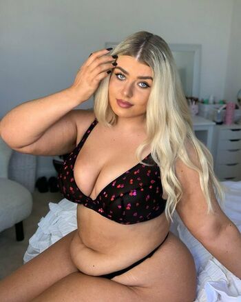 Izzy Nicholls