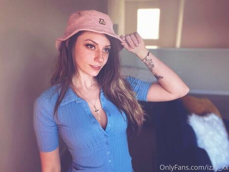 izzy_xx