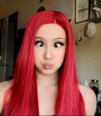 jackiee_elana_chan