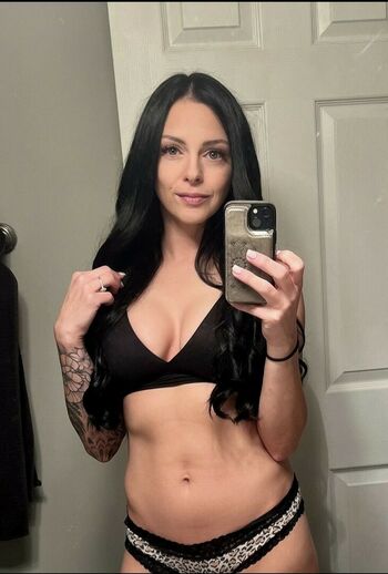 Jade Banx