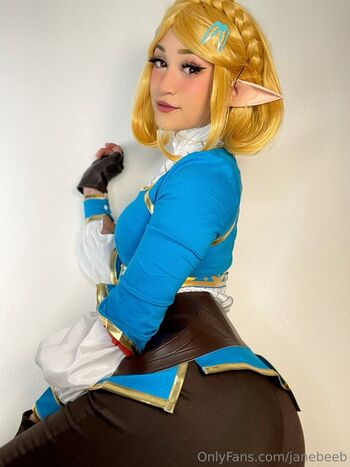 Jane Bee