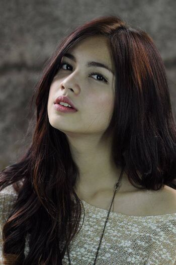 Jane De Leon