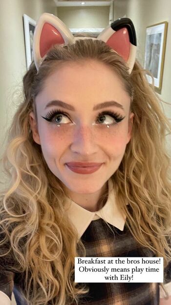 Janet Devlin