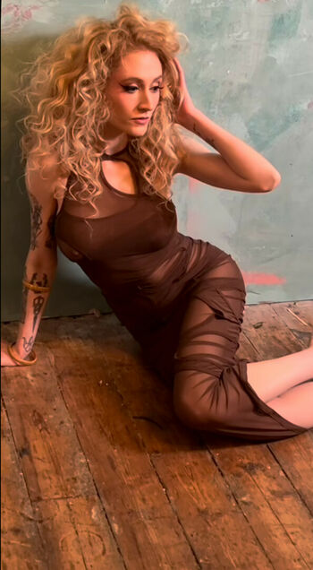 Janet Devlin