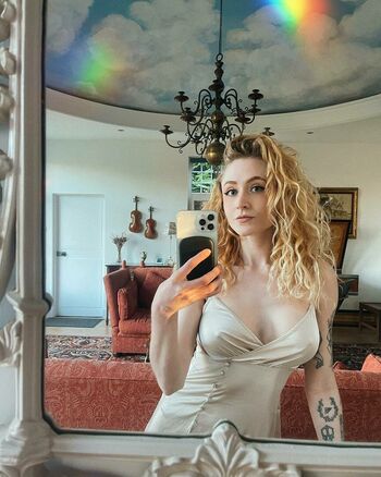 Janet Devlin