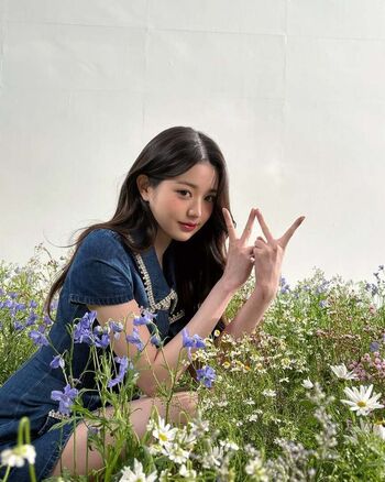 Jang Won-young