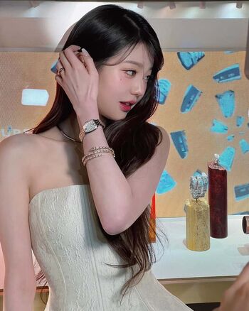 Jang Won-young