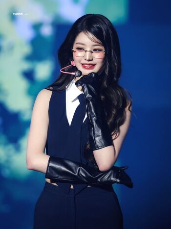 Jang Won-young