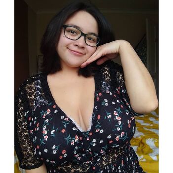 janineaam