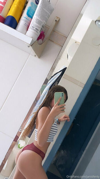 janiss_oficial