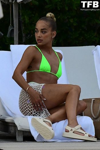 Jasmine Sanders