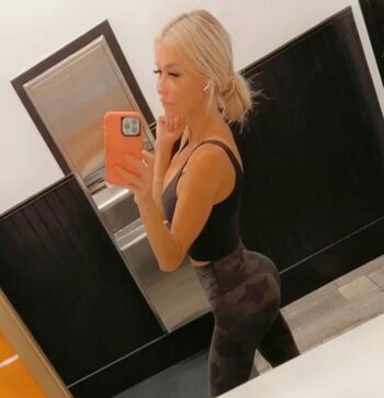 Jenn Stauss