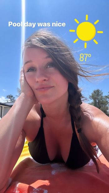 Jenna Ezarik