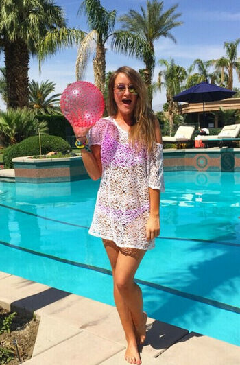 Jenna Ezarik