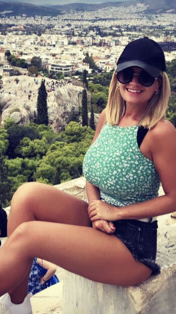 Jenni Jane Hall