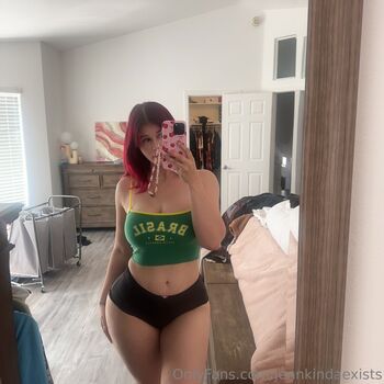 jennkindaexists