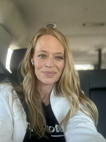 Jeri Ryan