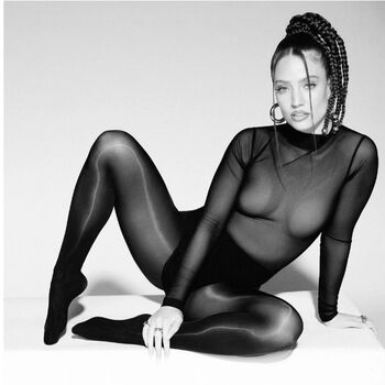 Jess Glynne