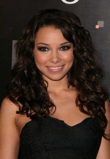 Jessica Parker Kennedy