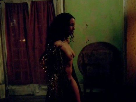 Jessica Parker Kennedy