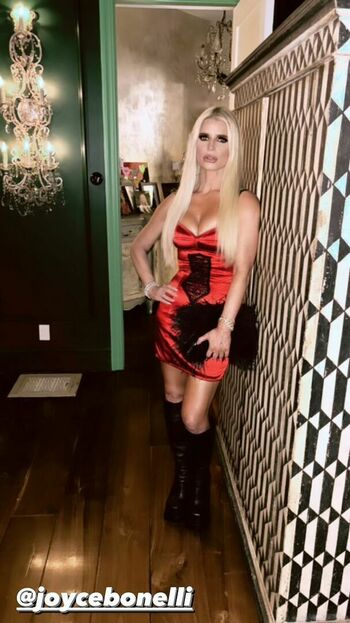 Jessica Simpson