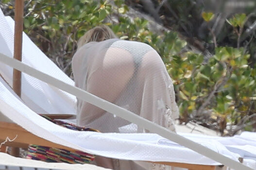 Jessica Simpson