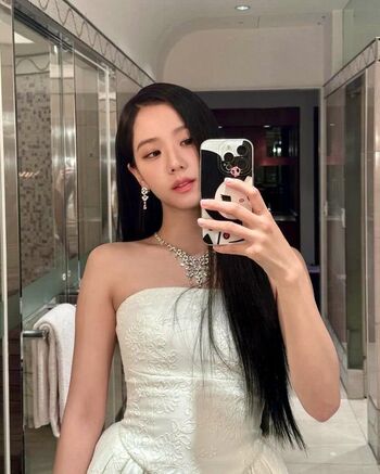 Jisoo