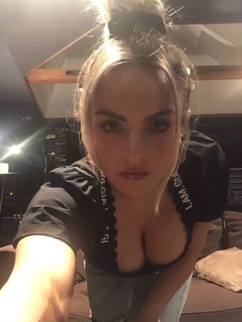 Joanna Levesque