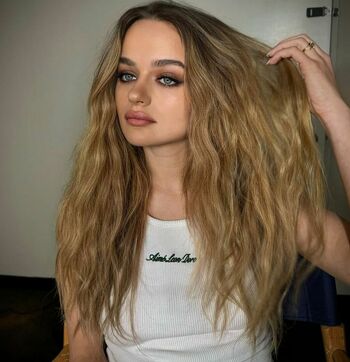 Joey King