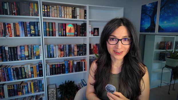 Johanna Reads