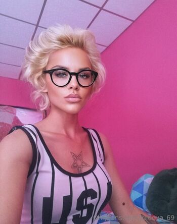 juleeya_69