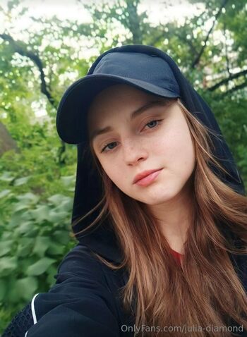 julia-diamond