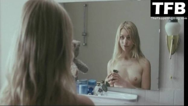 Julia Dietze