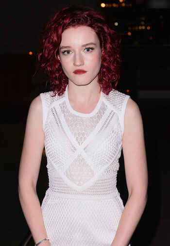 Julia Garner
